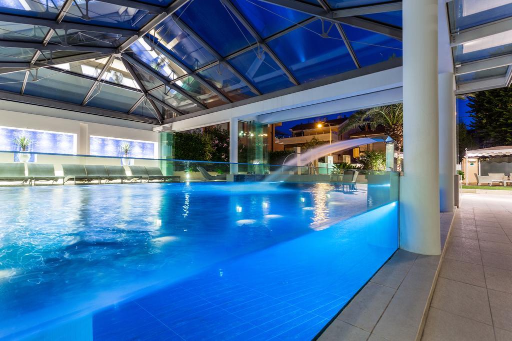 Hotel Luna Riccione E Aqua Spa Only Adults +12 Zewnętrze zdjęcie